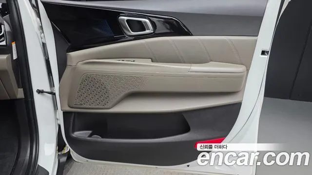 2024 Kia Canival HEV 9seater Signature, photograph 3