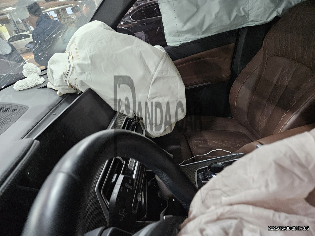 2022 BMW X5 xDrive40i, photograph 4