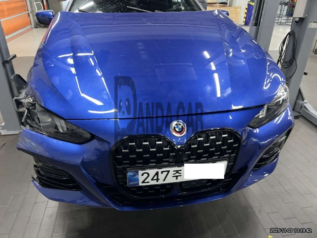 2025 BMW 420i Convertible, photograph 1