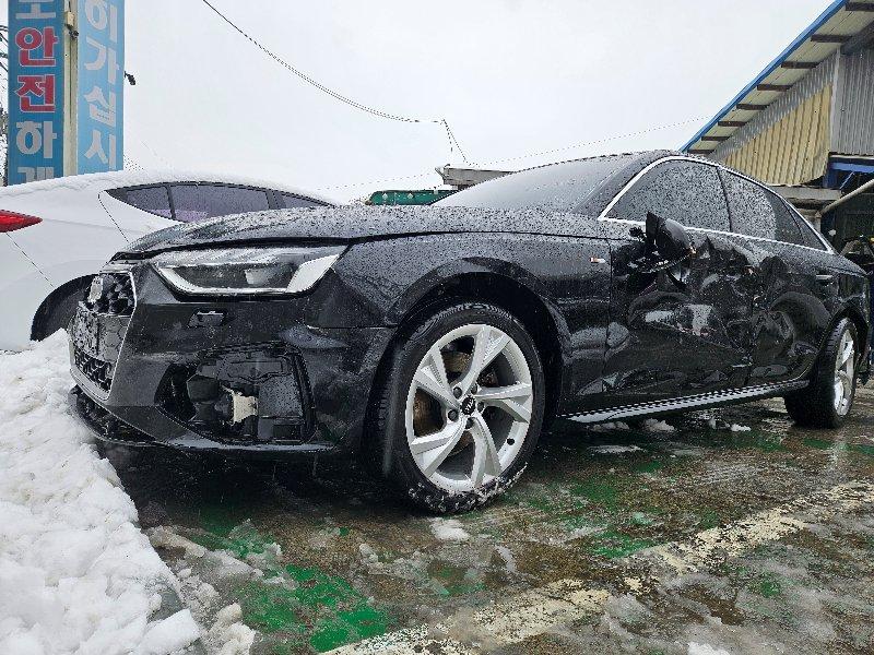 2021 Audi A4 40 TFSI, photograph 3