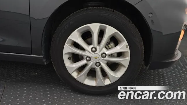 ChevroletGMDaewoo Spark Premier — photo 1 of 31