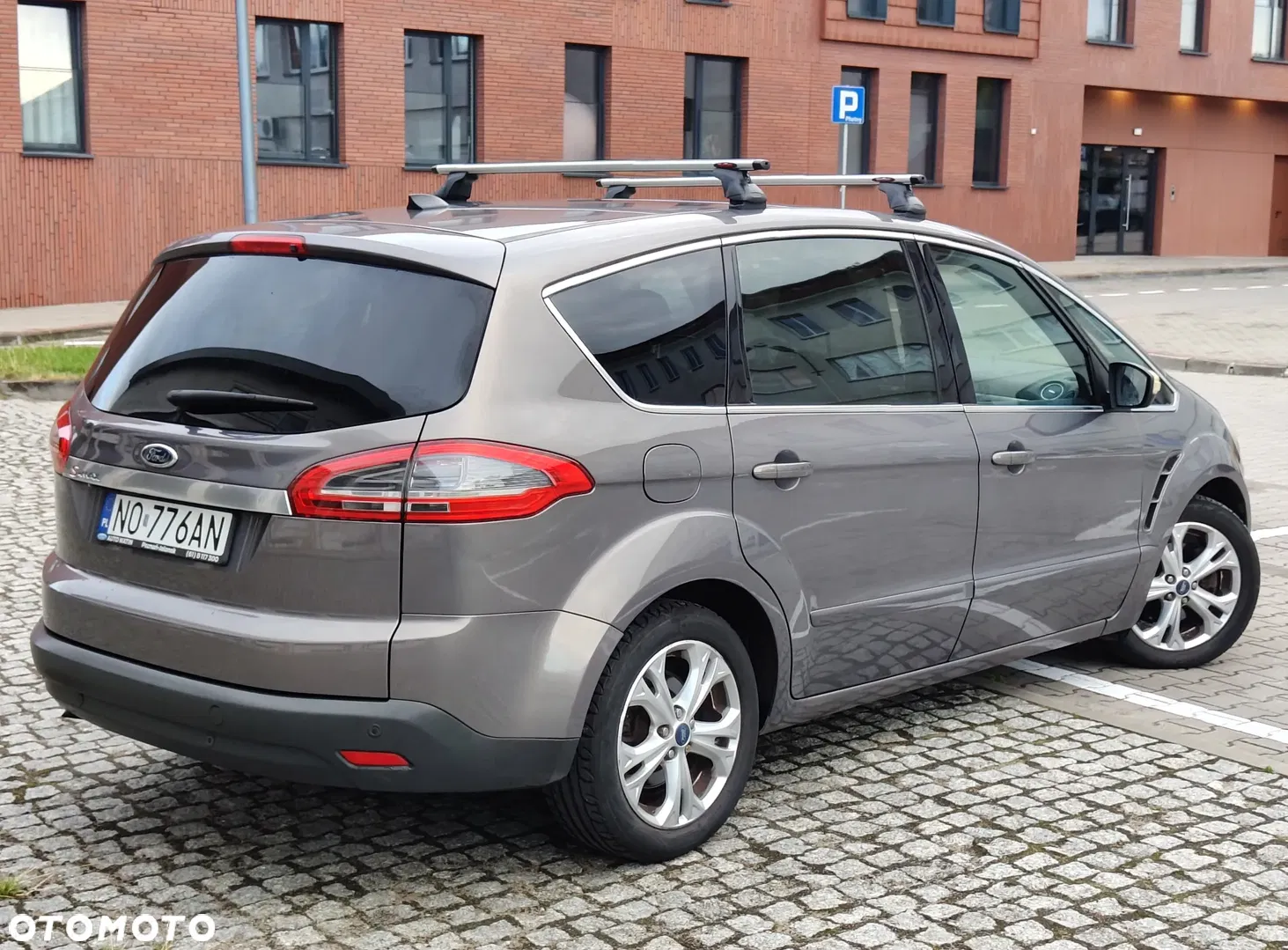 2012 Ford S-Max, photograph 6