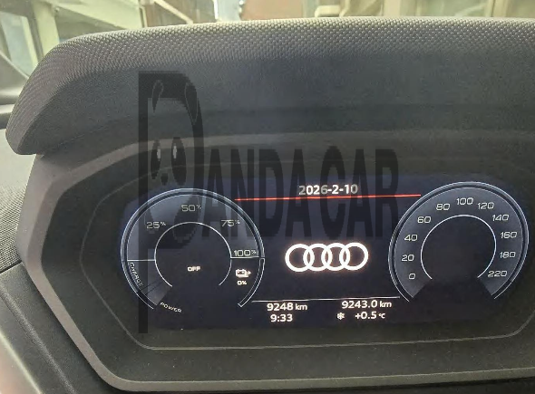 2025 Audi Q4 45 e-tron, photograph 2