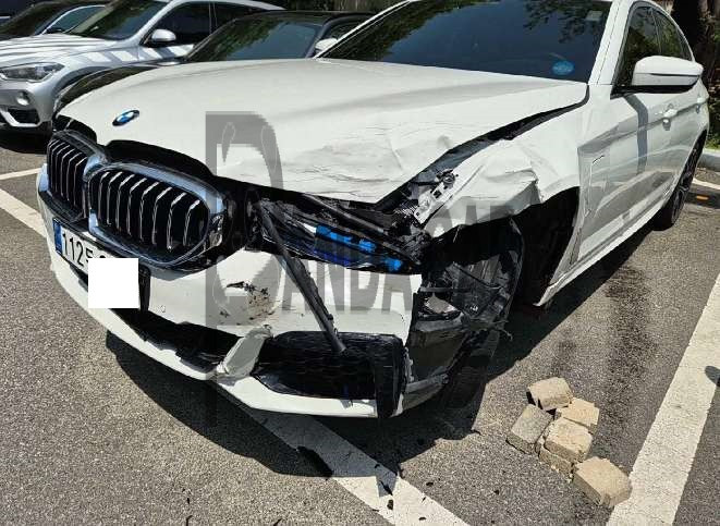 2021 BMW 530e, photograph 4