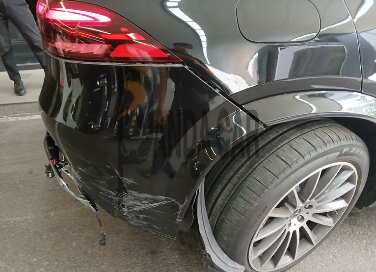2025 Mercedes-Benz GLE 450 4MATIC, photograph 5