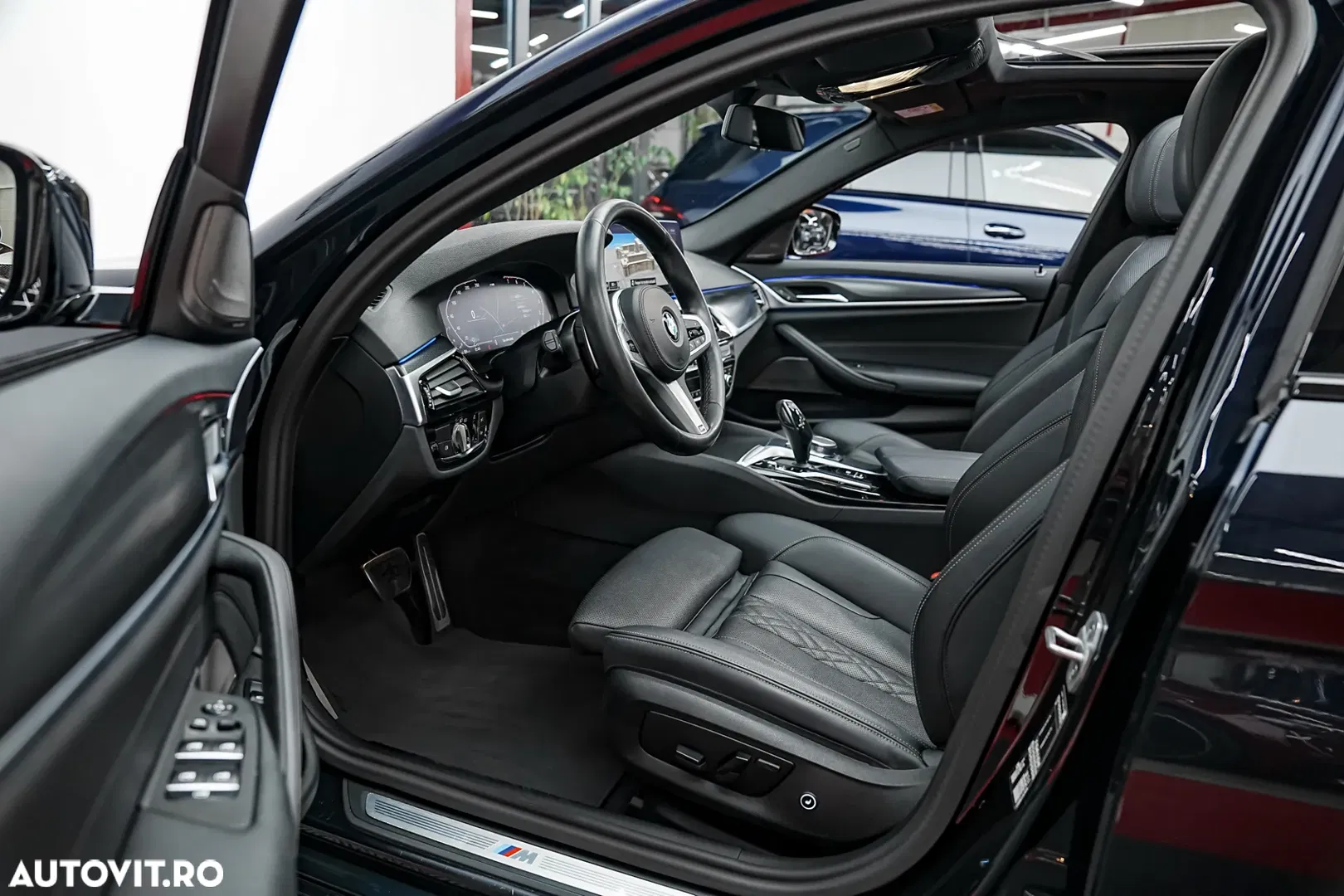 2023 BMW Seria 5 520i Aut. M Sport Edition, photograph 4