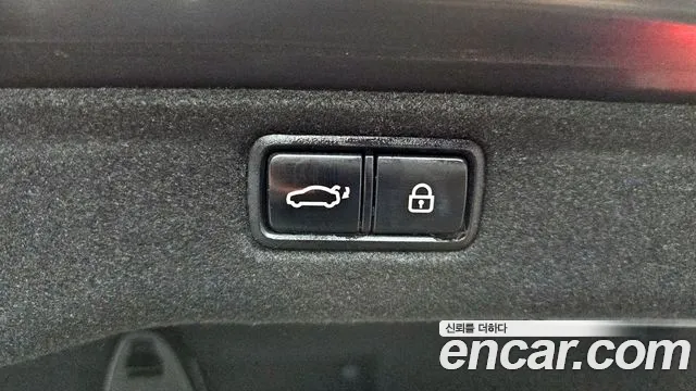 2013 Kia K9 3.3 GDI Executive, photograph 3