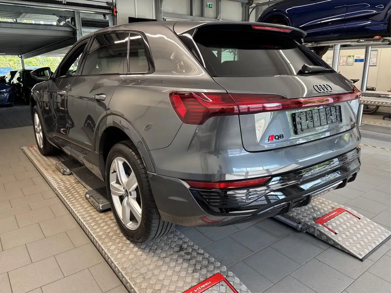 2023 Audi Q8 e-tron 50 2x S line ACC BLACK 360° 20Z SHZ VC, photograph 5