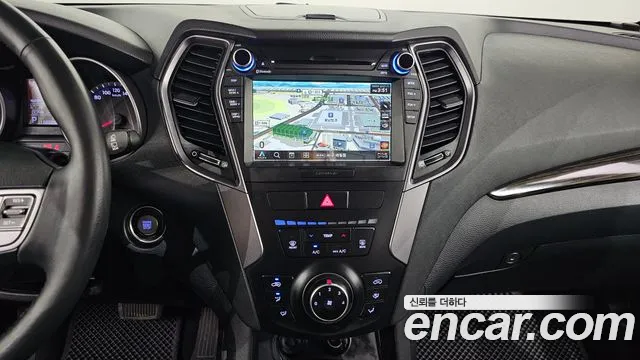Hyundai Santafe Diesel(e-VGT) 2.0 2WD Morden — photo 1 of 20