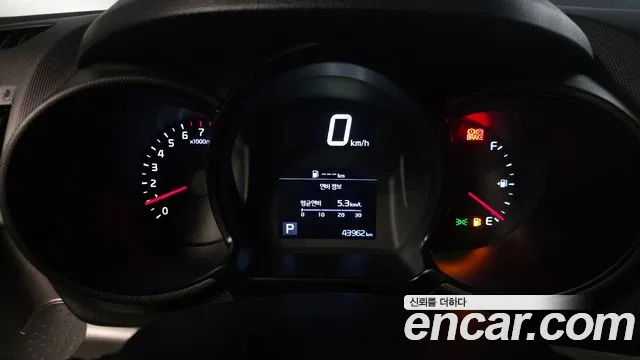 Kia RAY Standard — photo 1 of 30