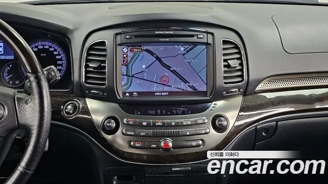 2014 KG_Mobility_Ssangyong Chairman CW600 4TRONIC, photograph 9
