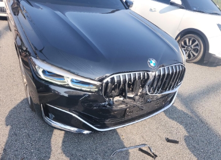 2021 BMW 740d xDrive, photograph 2