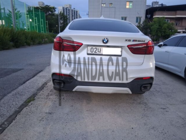 2017 BMW X6 M50d, photograph 3