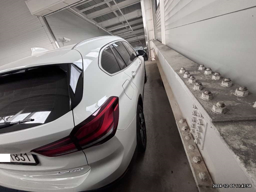 2022 BMW X1 xDrive, photograph 5