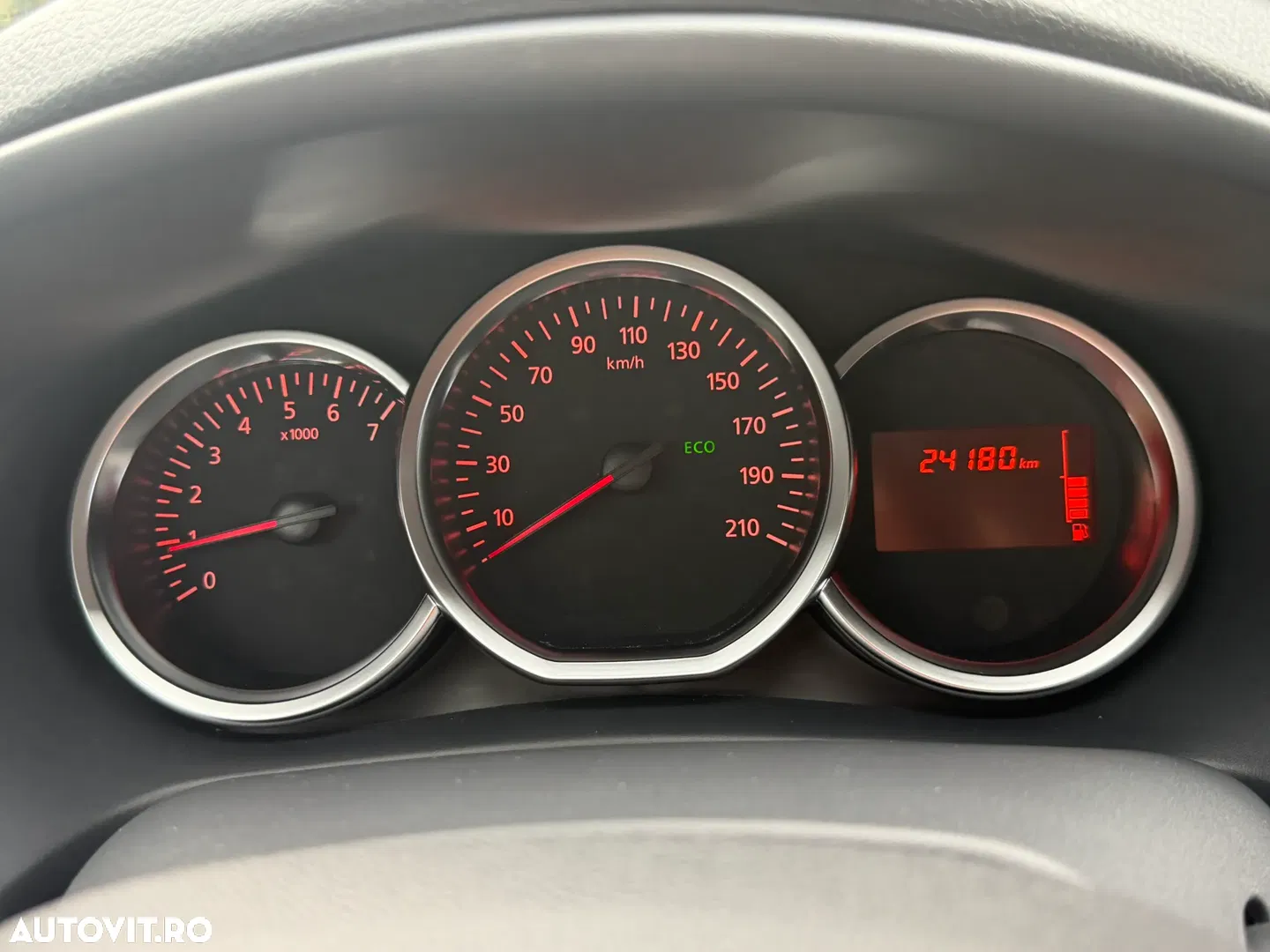 2019 Dacia Sandero Stepway 0.9 TCe SL Techroad, photograph 3