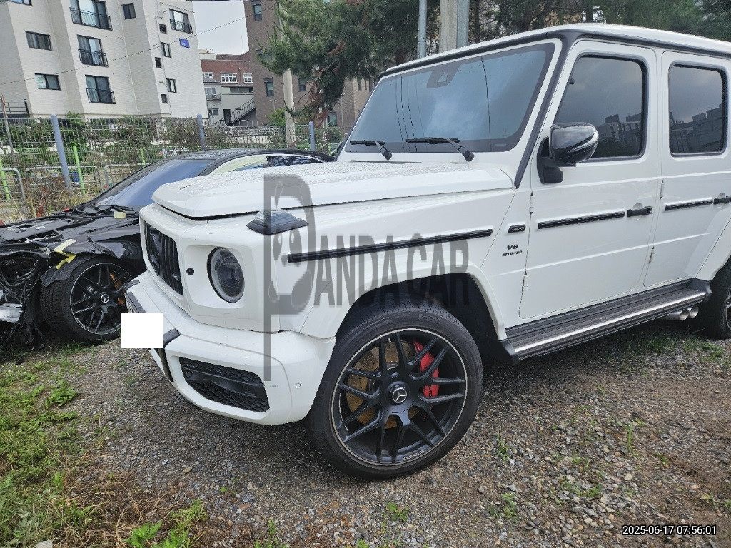 2021 Mercedes-Benz MercedesAMG G63, photograph 4