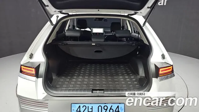 2022 Hyundai Ioniq5 Long Range AWD, photograph 7