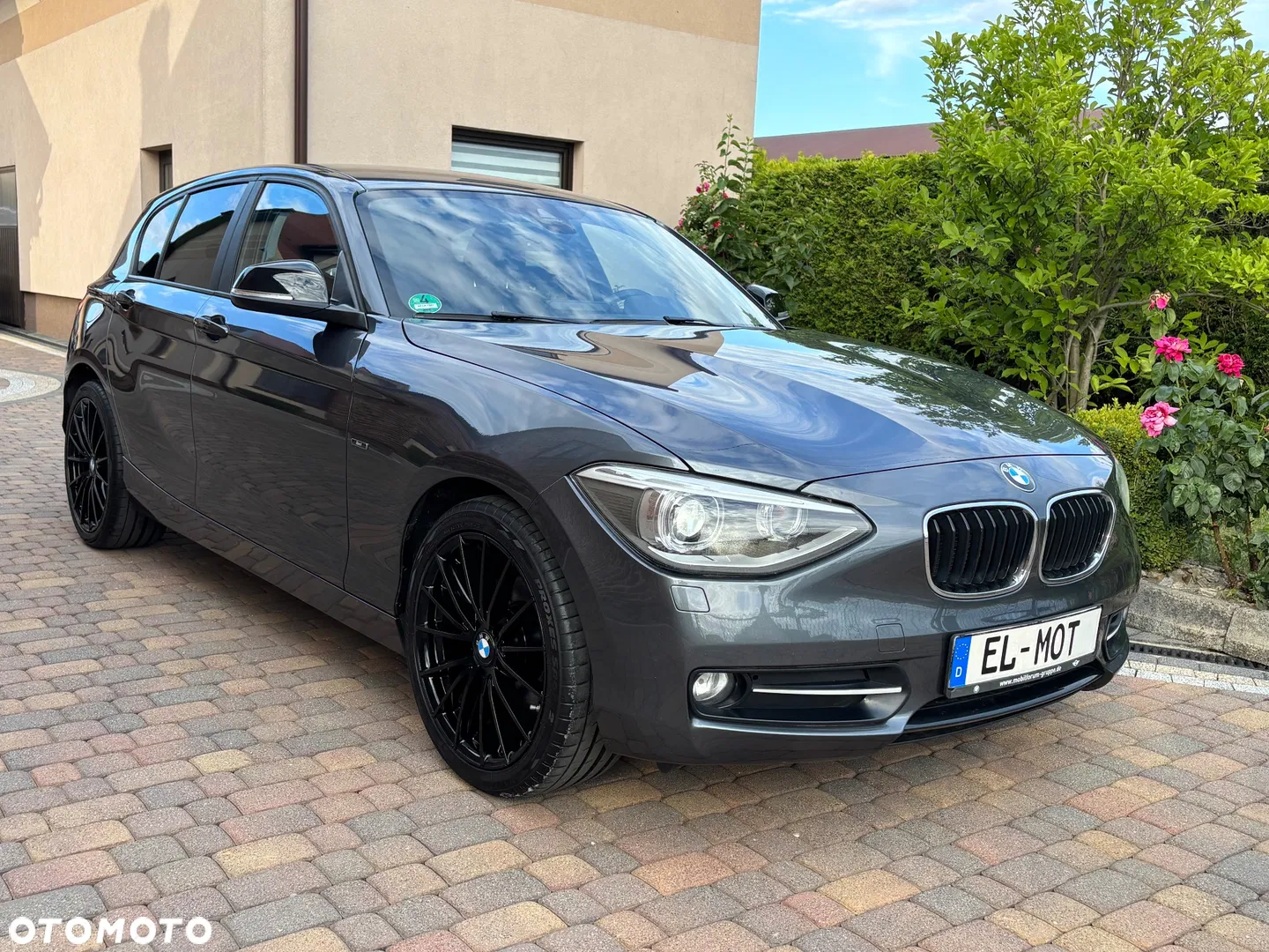 2015 BMW Seria 1 118d DPF Edition Sport, photograph 1