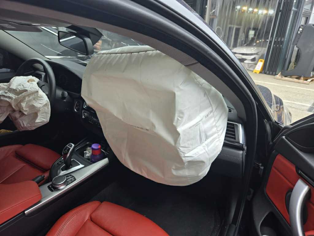2021 BMW 420d xDrive Gran Coupe, photograph 3