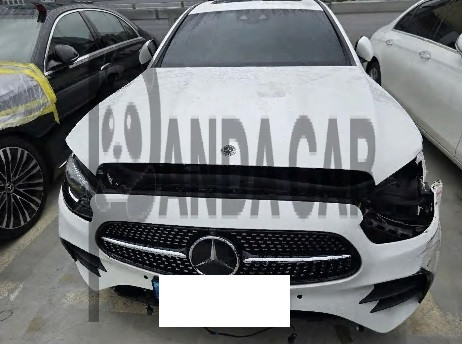 2022 Mercedes-Benz E220 d 4MATIC, photograph 1