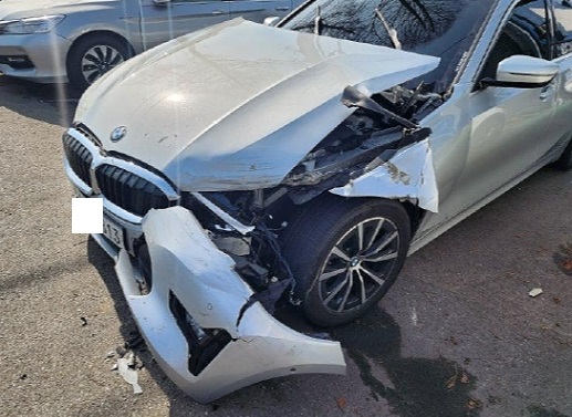 2019 BMW 320d, photograph 2