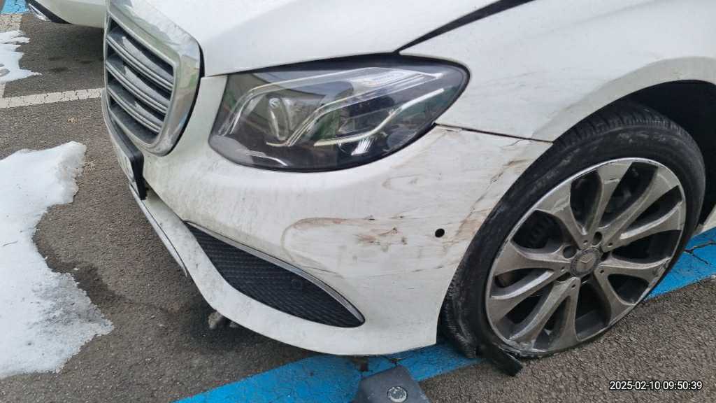 2017 Mercedes-Benz E220 d, photograph 5
