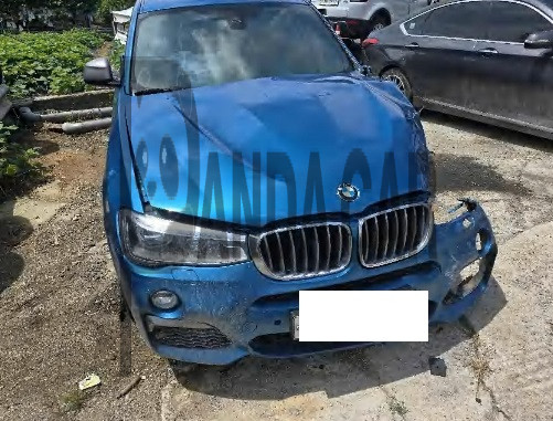 2017 BMW X4 M40i, photograph 2