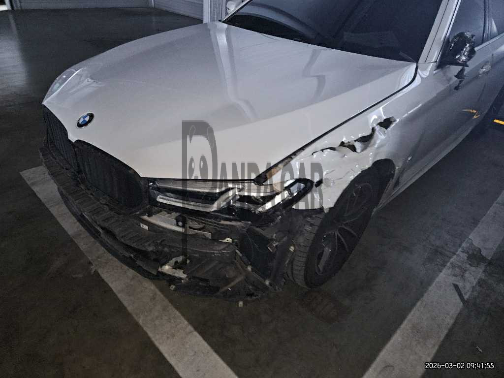 2022 BMW 520i, photograph 3