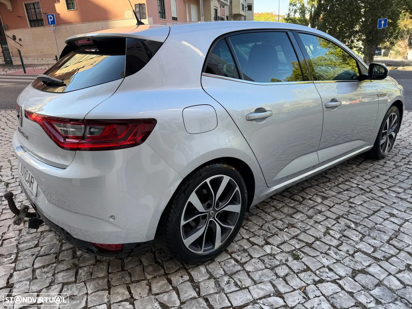 2016 Renault Mégane 1.2 TCE Limited, photograph 5