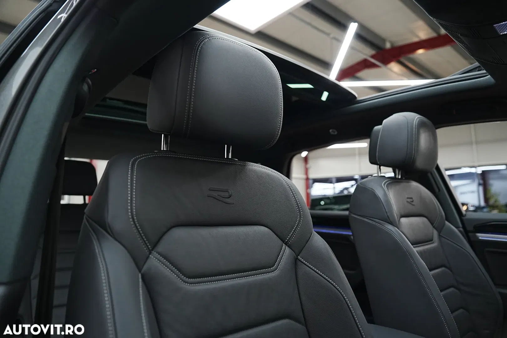 2020 Volkswagen Touareg 3.0 V6 e-Hybrid 4Motion Aut. R, photograph 8