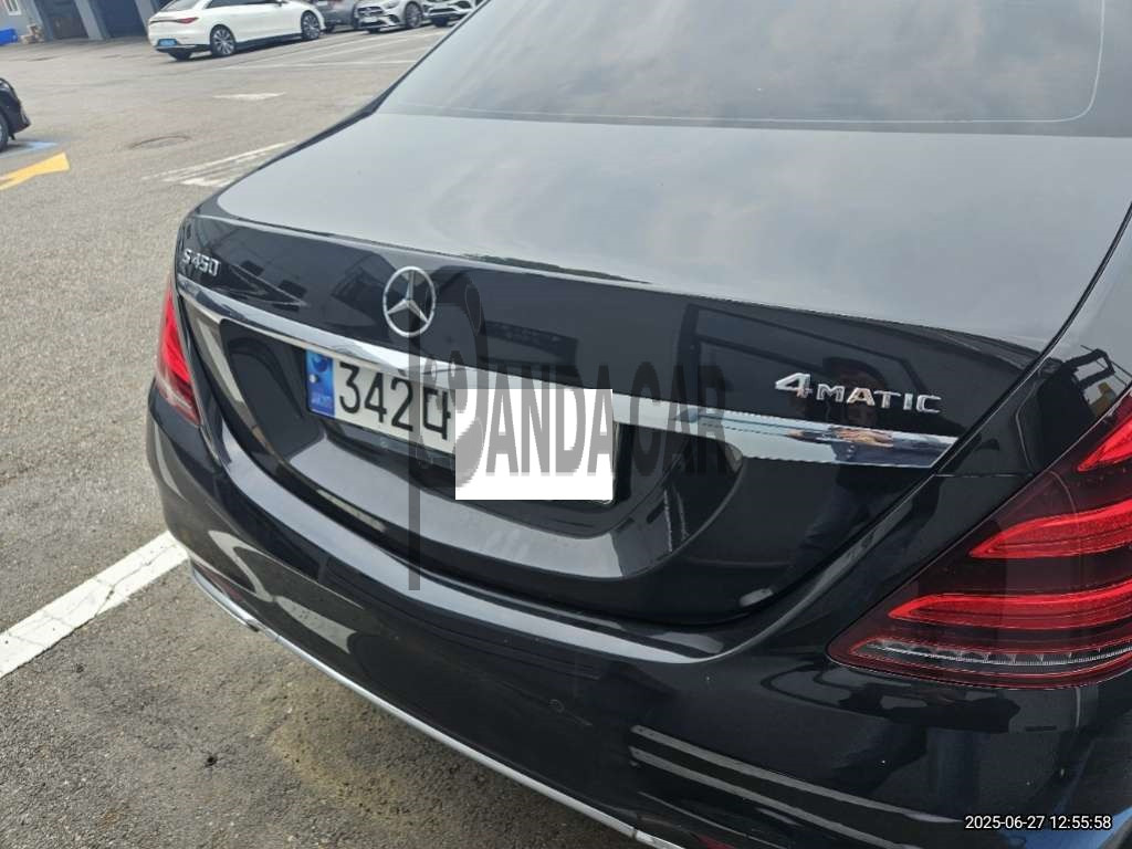 2020 Mercedes-Benz S450 4MATIC L, photograph 5