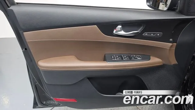 2018 Kia K3 Noblesse, photograph 9