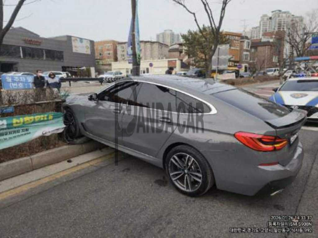 2022 BMW 620d, photograph 2
