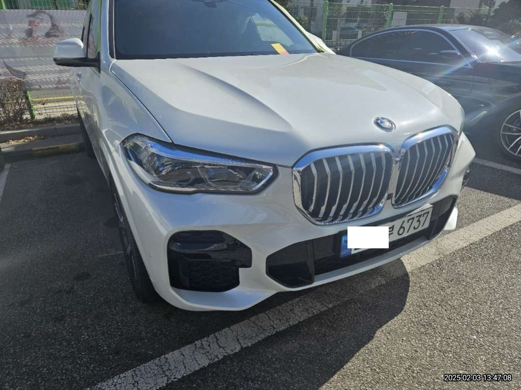 2022 BMW X5 xDrive40i, photograph 6