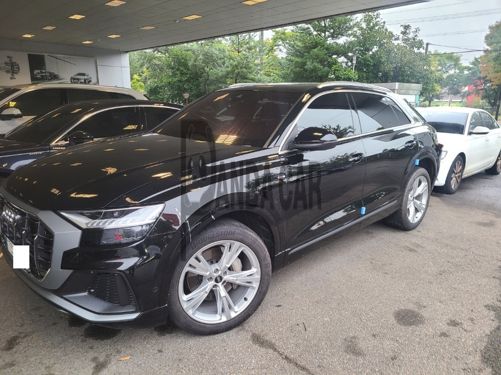 2023 Audi Q8 45 TDI quattro, photograph 4