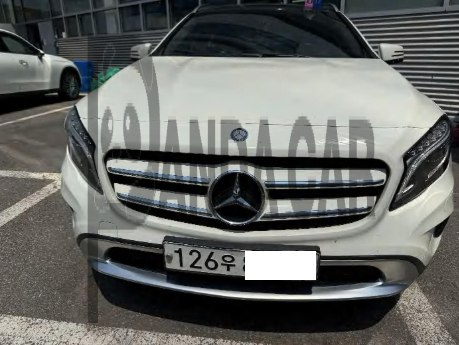 2015 Mercedes-Benz GLA200 CDI, photograph 1