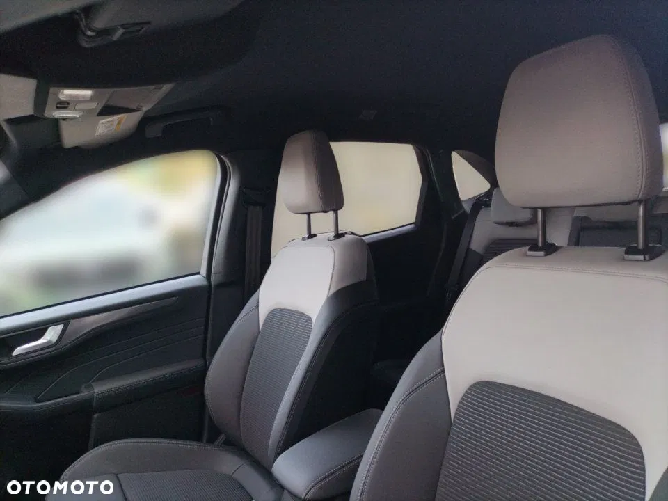 2026 Ford Kuga, photograph 12