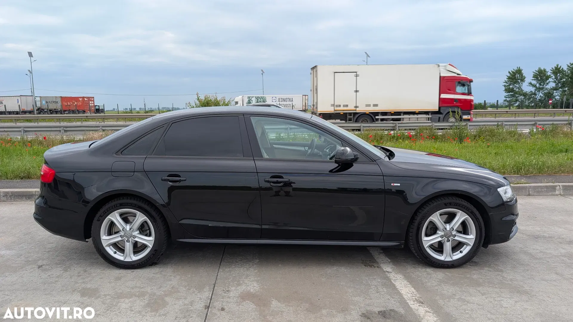 2015 Audi A4 Limuzina 2.0 TDI Multitronic, photograph 2