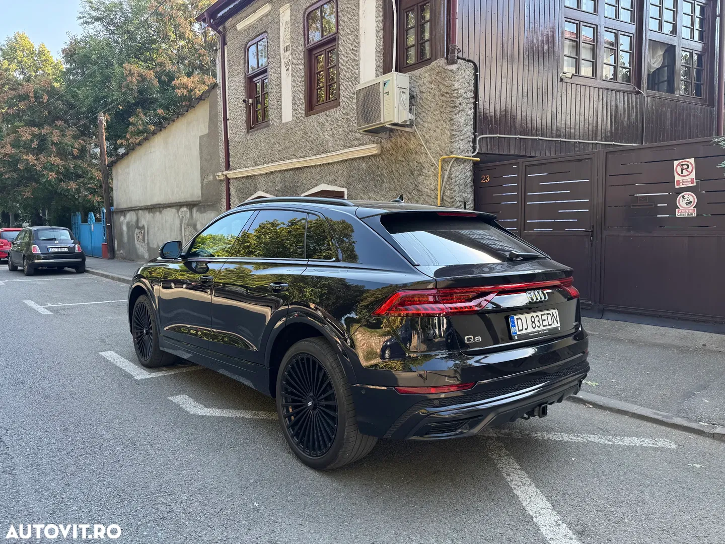 2019 Audi Q8 SUV TFSI quattro 250 kW tiptronic S line business, photograph 3