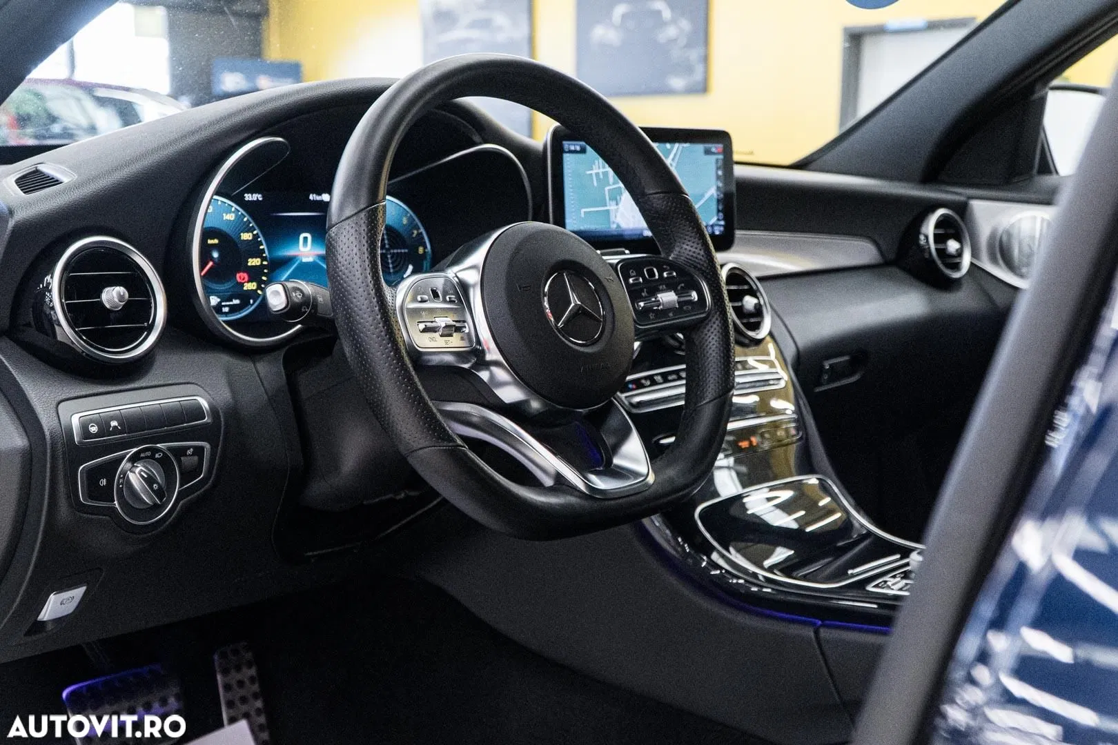 2020 Mercedes-Benz C 300 e 9G-TRONIC AMG Line, photograph 6