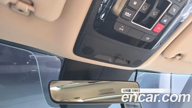 2021 Kia Canival Diesel 9-Seater Noblesse, photograph 3