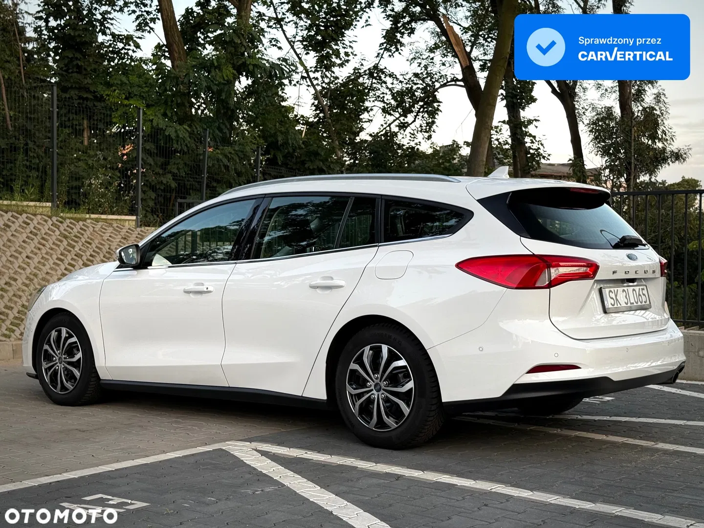 2018 Ford Focus 2.0 EcoBlue Titanium Business, photograph 4