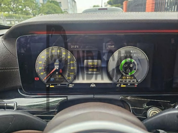 2019 Mercedes-Benz E450 4Matic, photograph 4