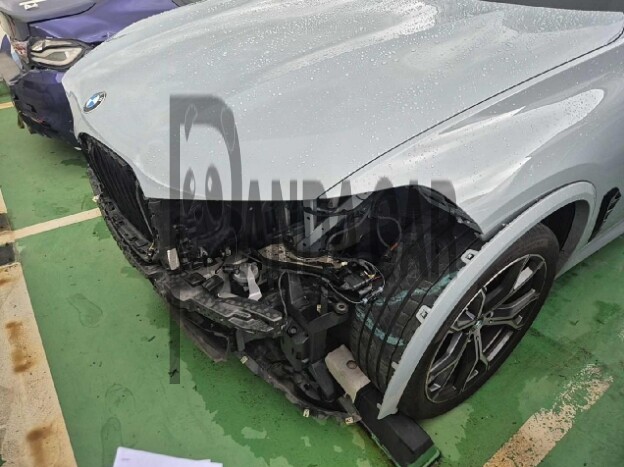 2024 BMW X5 xDrive40i, photograph 3