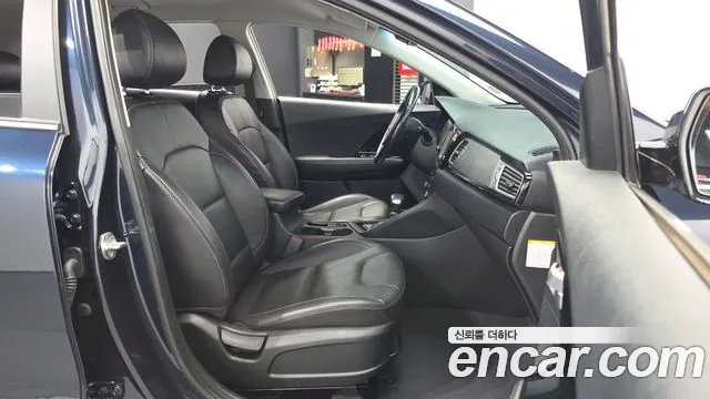 2018 Kia Niro Prestige, photograph 11