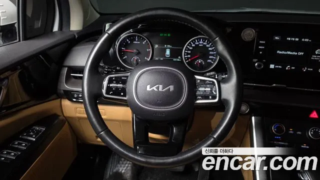 2022 Kia Canival Diesel 9-Seater Prestige, photograph 12
