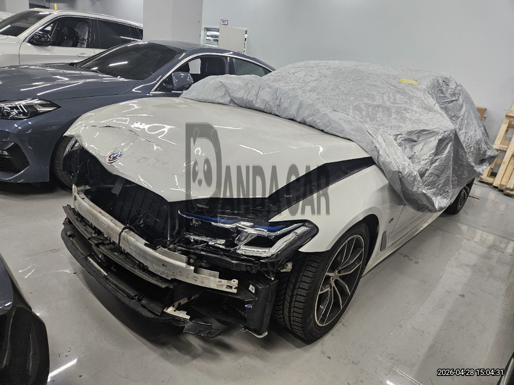 2023 BMW M550i xDrive, photograph 1