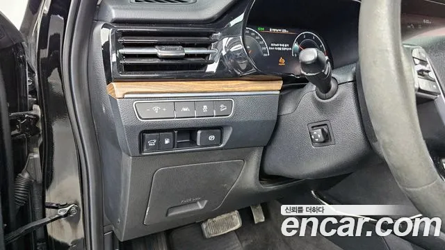 2020 Kia Mohave Diesel 3.0 4WD 6-Seater, photograph 10