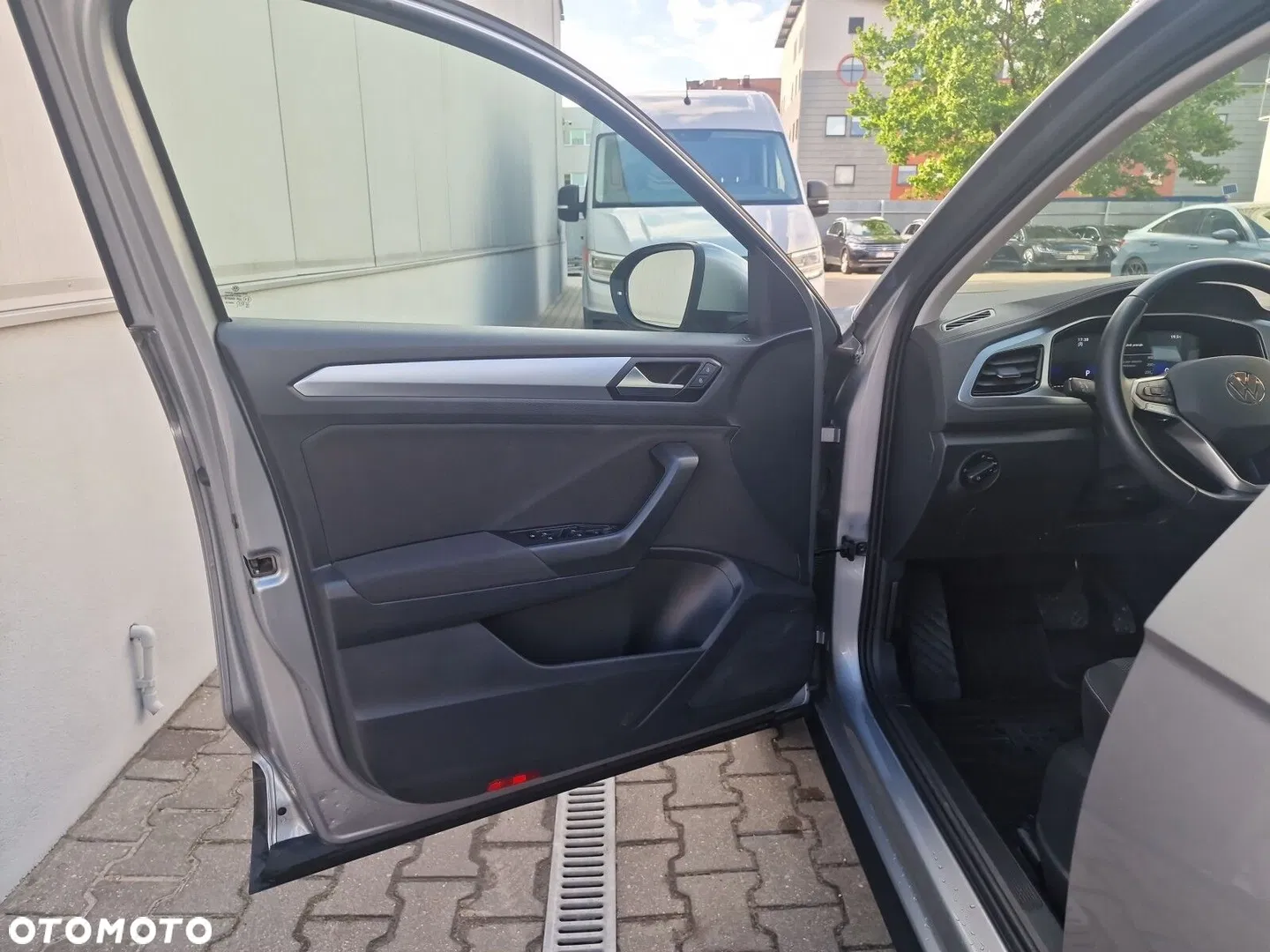 2023 Volkswagen T-Roc 1.5 TSI Life DSG, photograph 11