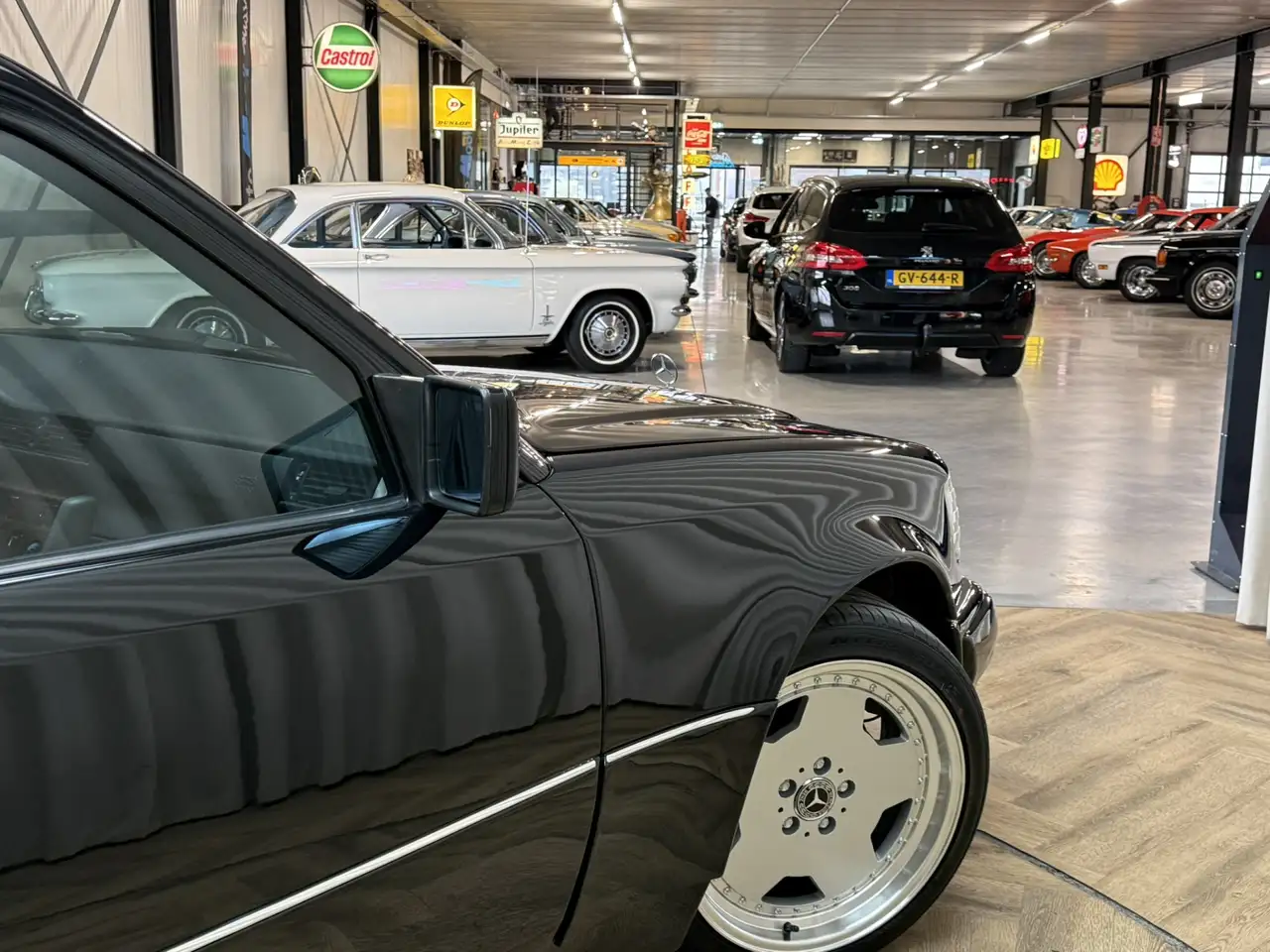 1992 Mercedes-Benz 500 200-500 (W124) 500E / 5.0 V8 / 326 PK / AMG Aero I, photograph 12